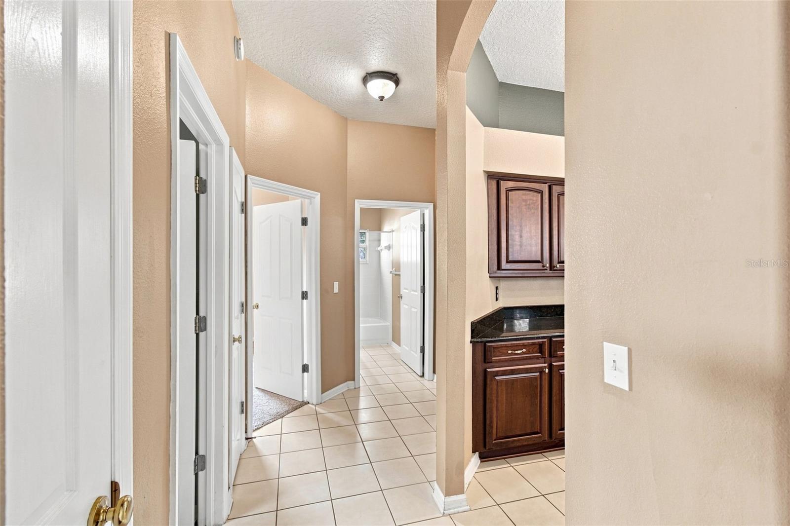 9905 BRANFORD CT