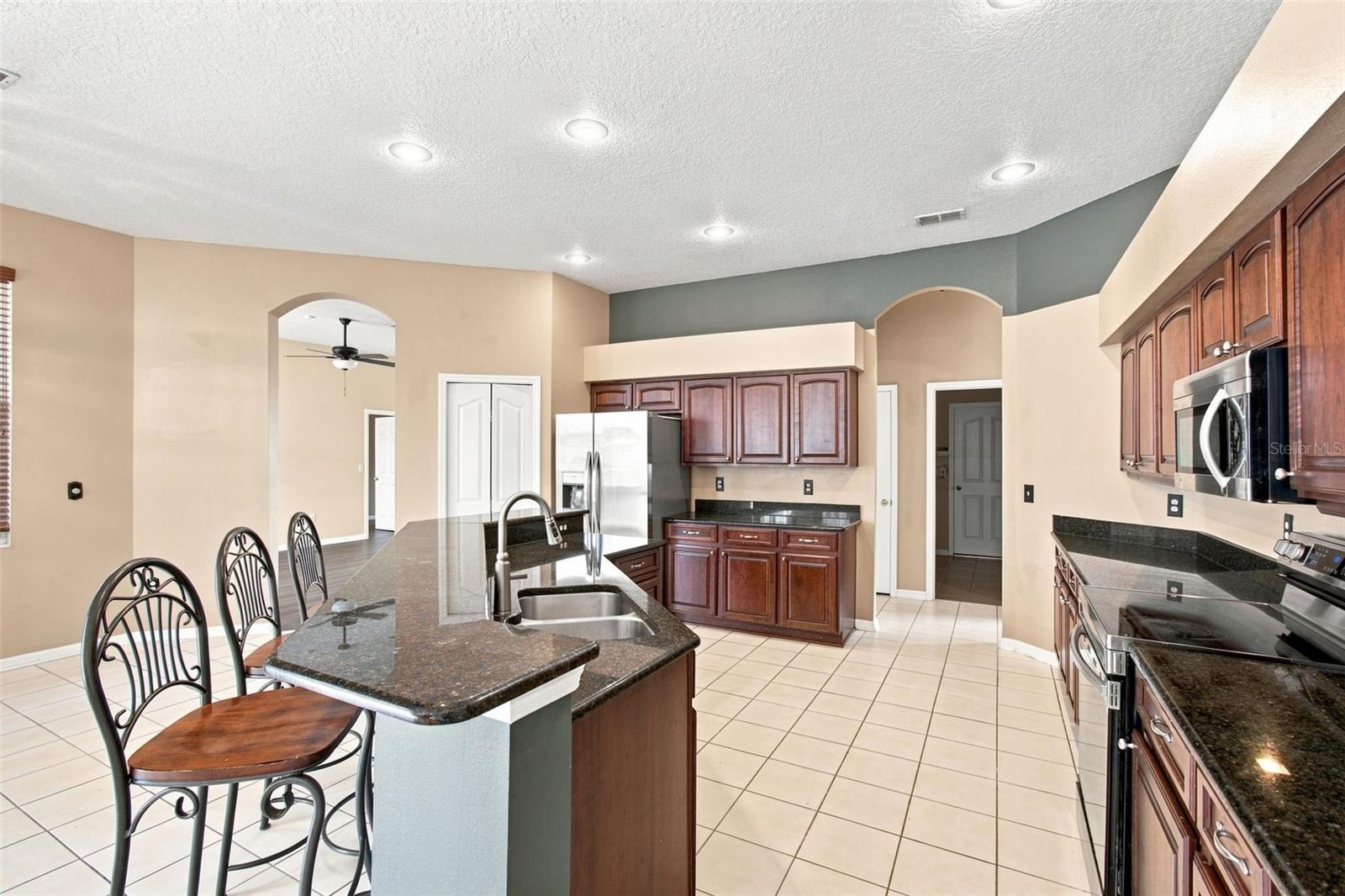 9905 BRANFORD CT