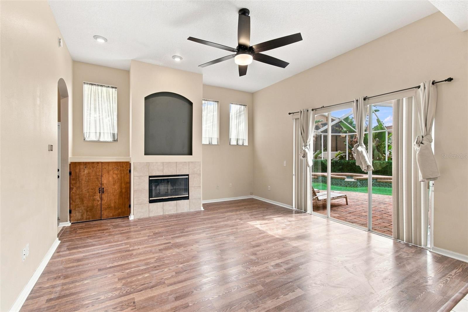 9905 BRANFORD CT
