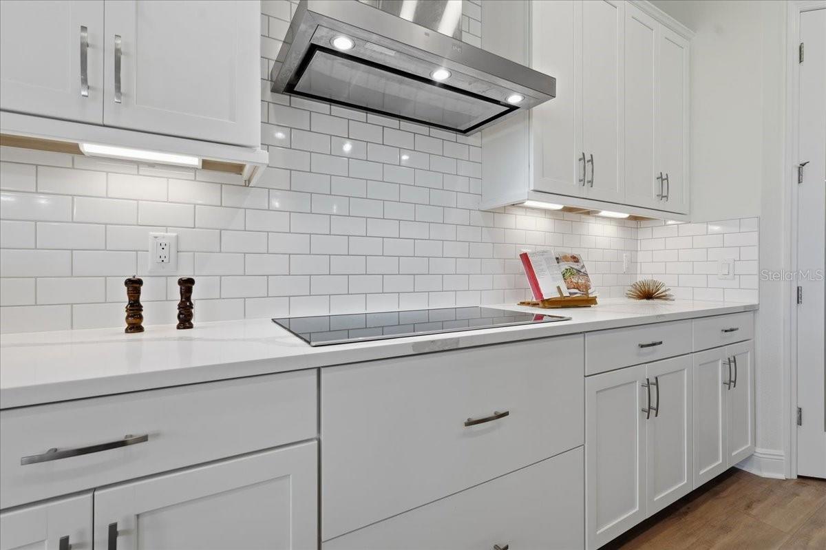 11232 RUSTIC TIMBER LOOP