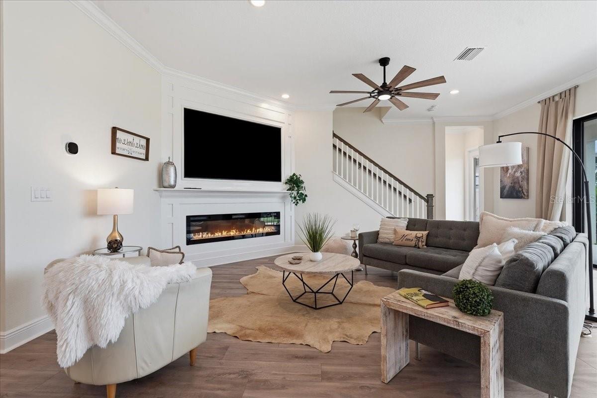11232 RUSTIC TIMBER LOOP