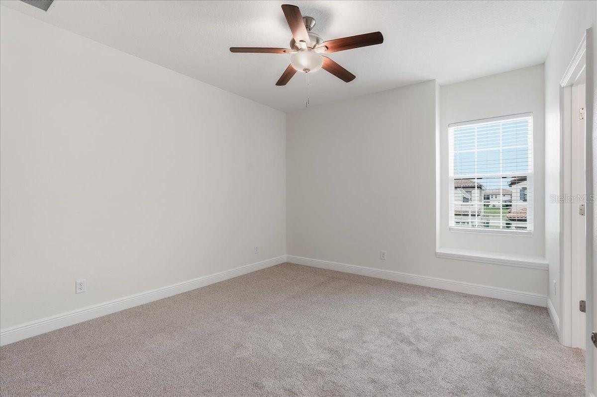 11232 RUSTIC TIMBER LOOP