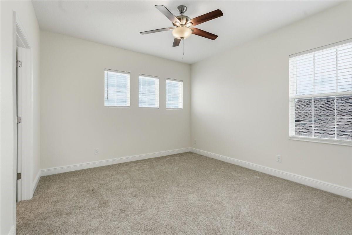 11232 RUSTIC TIMBER LOOP