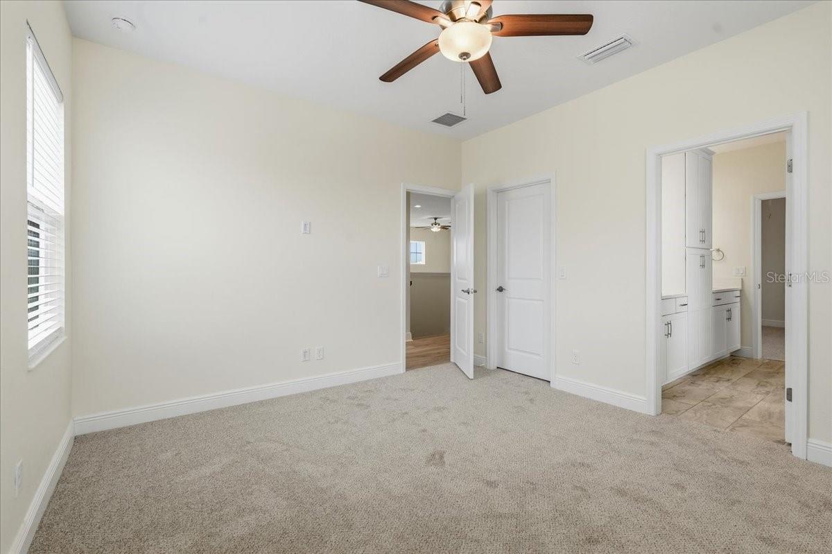 11232 RUSTIC TIMBER LOOP