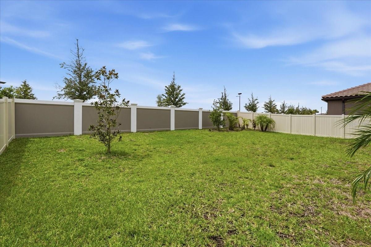 11232 RUSTIC TIMBER LOOP
