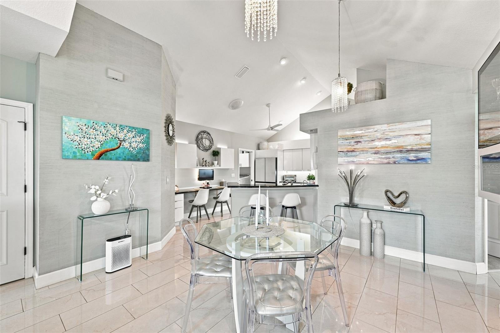 1131 GOLFVIEW WOODS DR