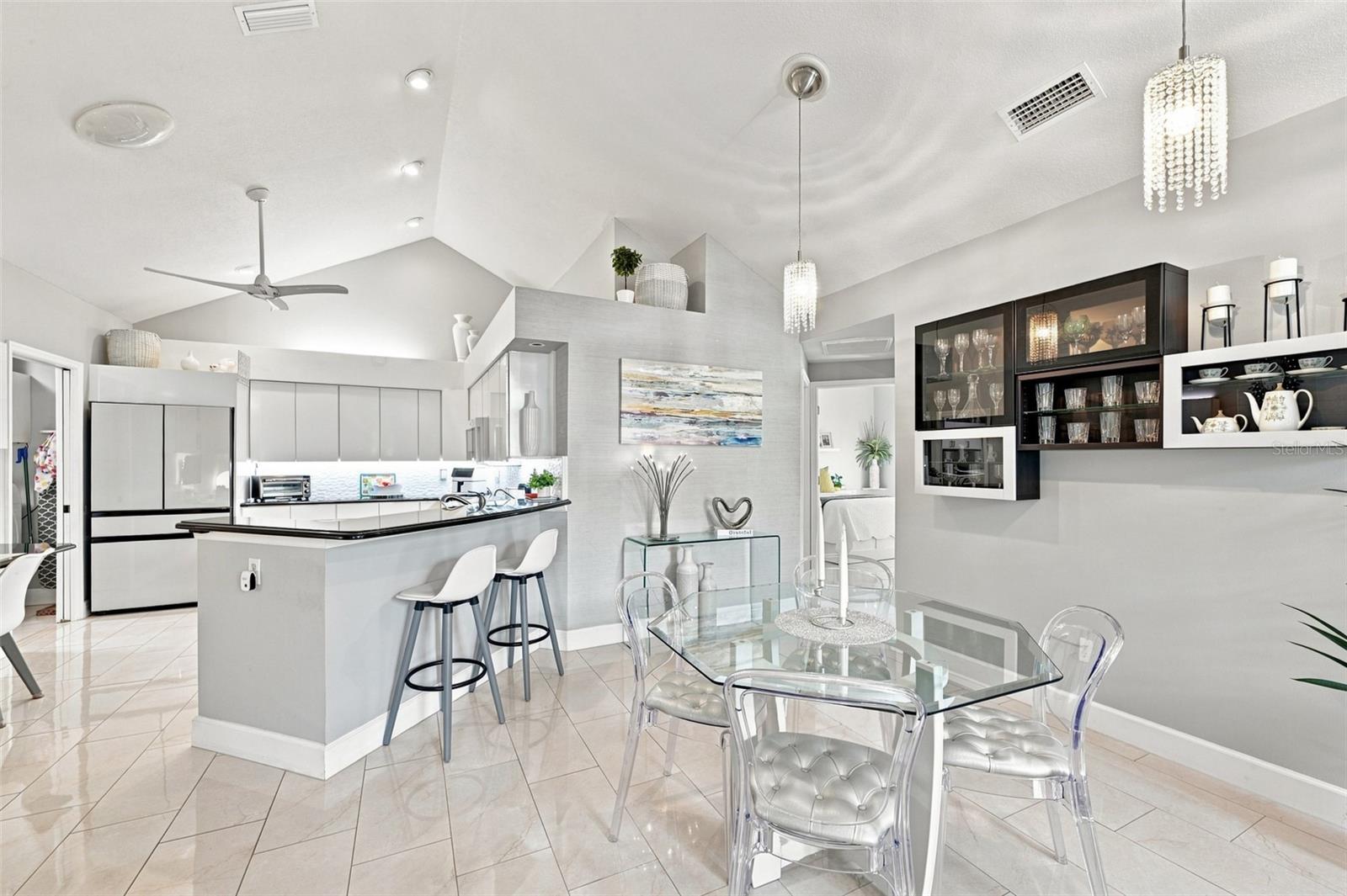 1131 GOLFVIEW WOODS DR