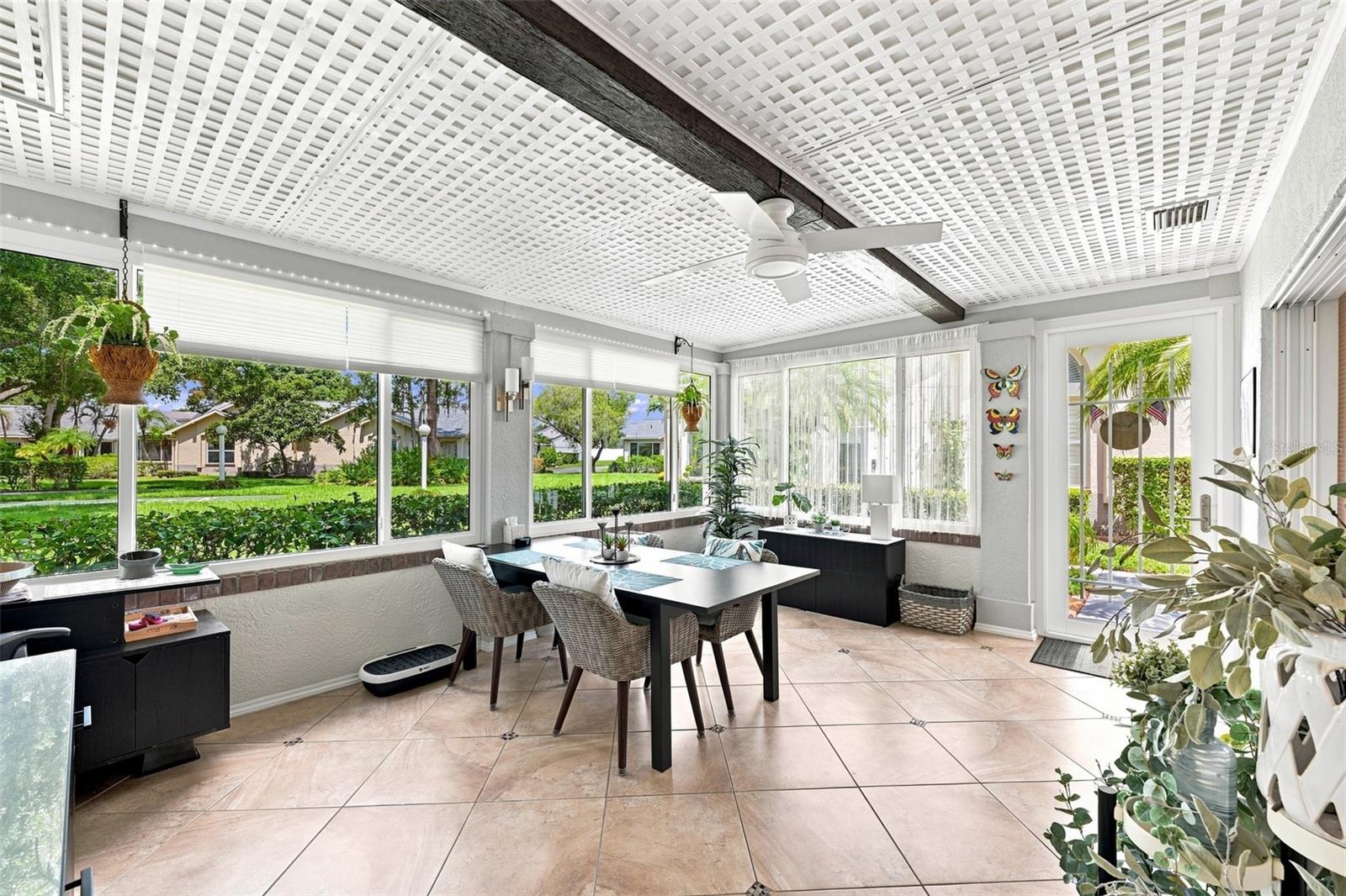 1131 GOLFVIEW WOODS DR