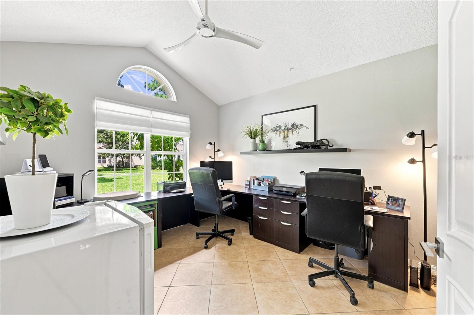 1131 GOLFVIEW WOODS DR