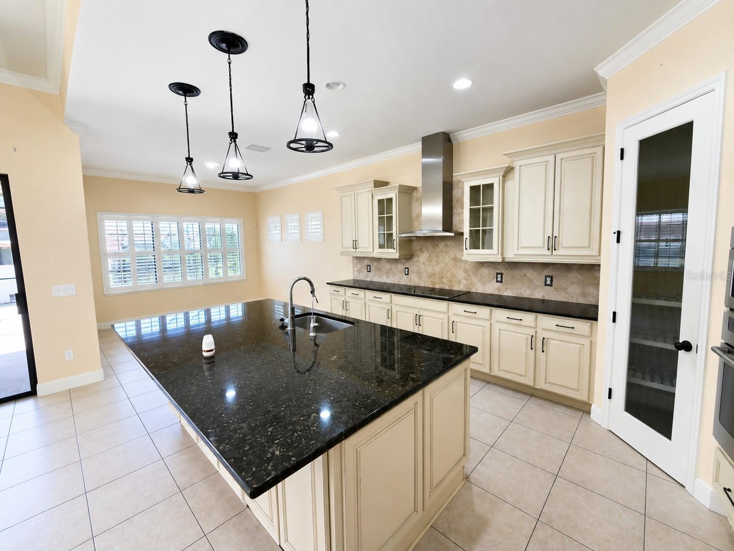 10911 CHARMWOOD DR