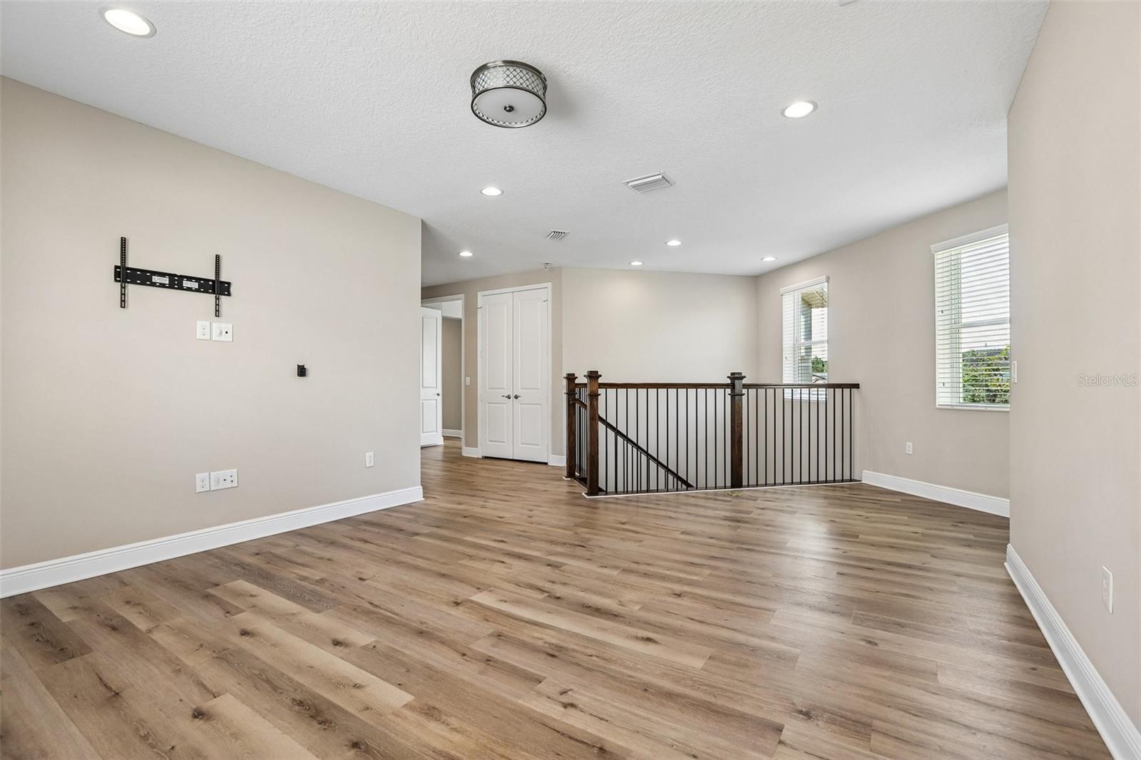 2495 OAKWOOD PRESERVE DR