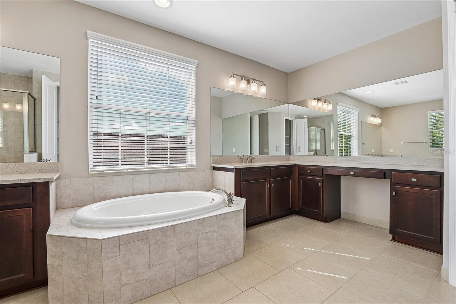 2495 OAKWOOD PRESERVE DR