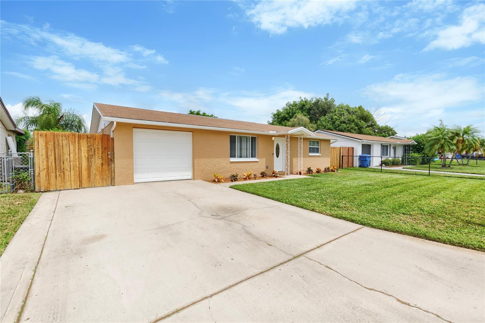 3339 Garfield Dr, Holiday