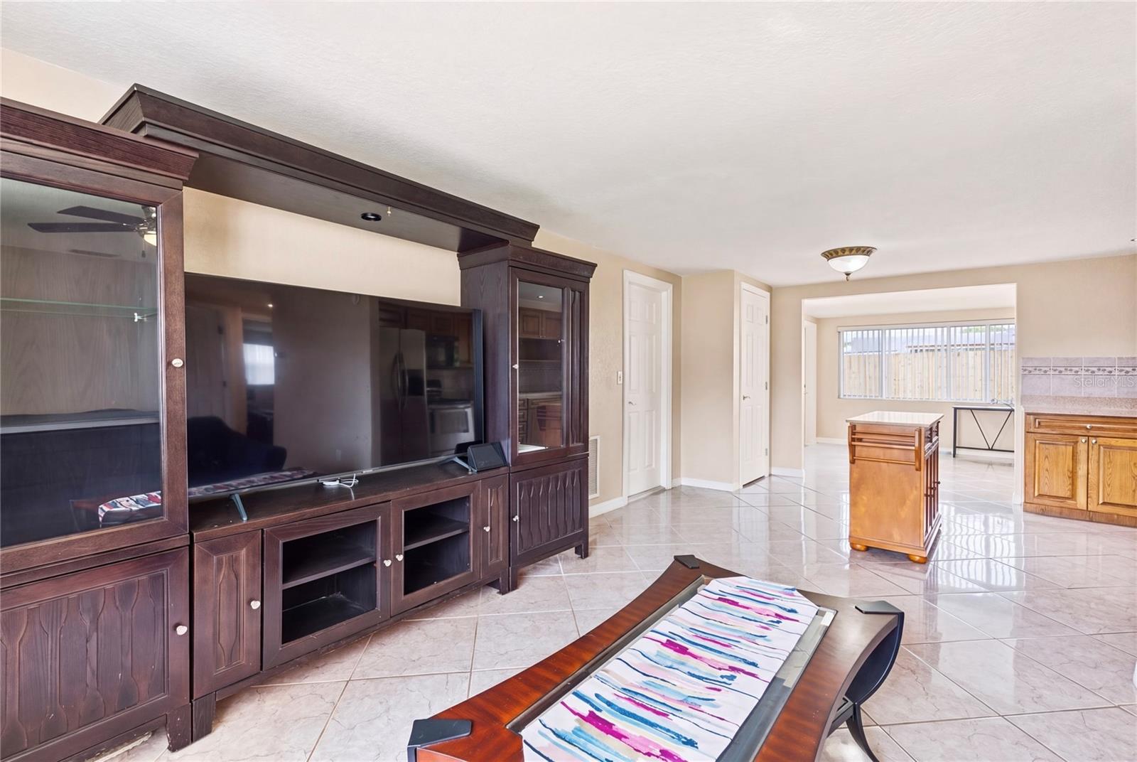 3339 GARFIELD DR
