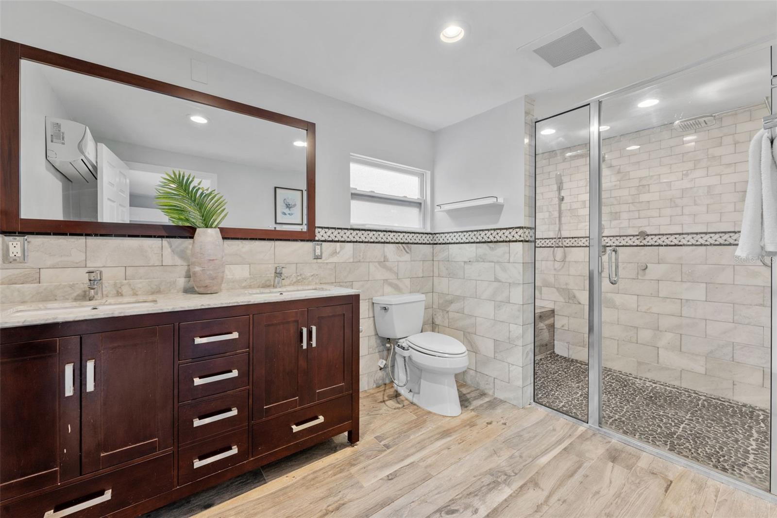 5208 ANSLEY CIR
