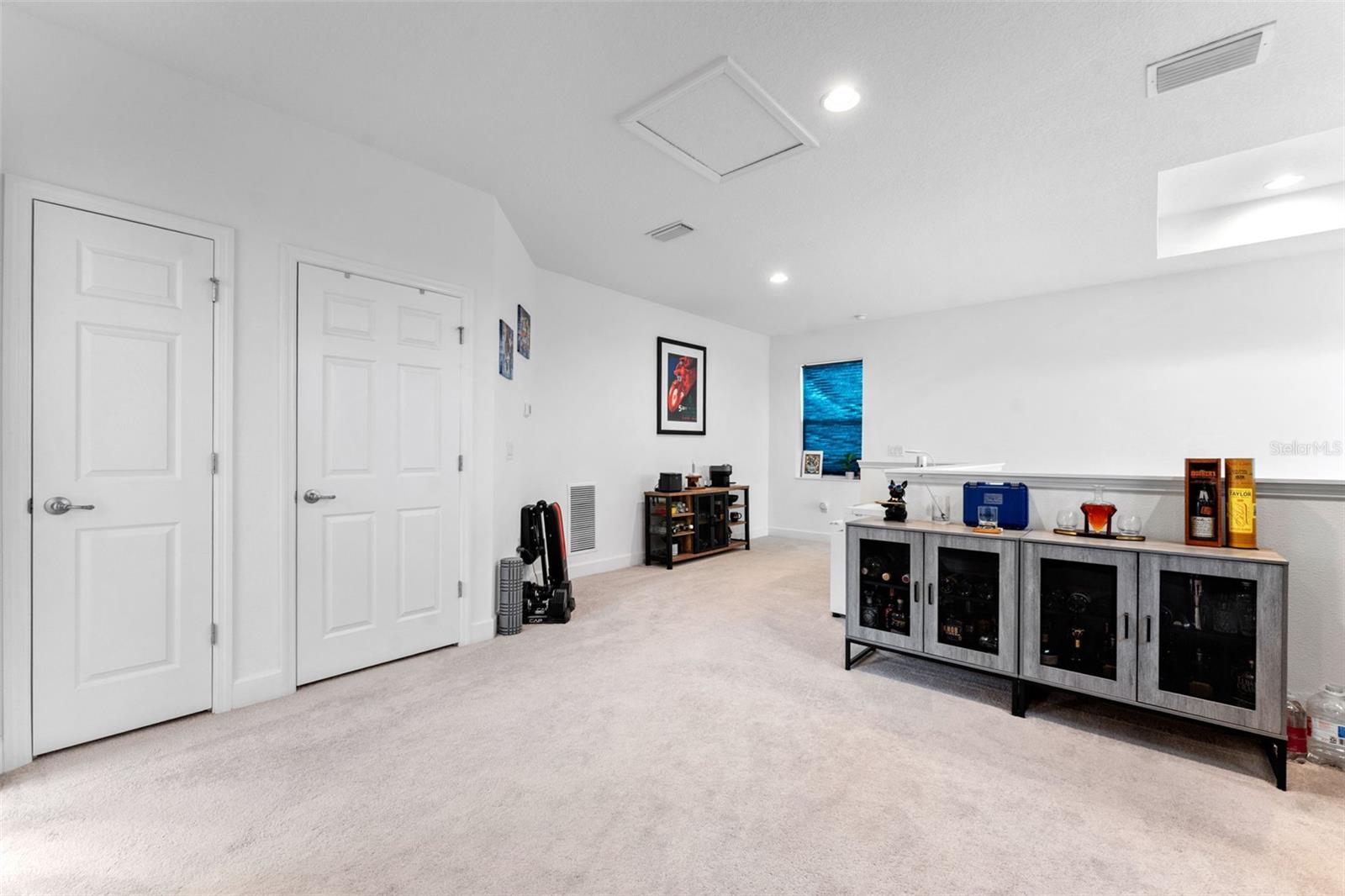 5520 SILVER SUN DR
