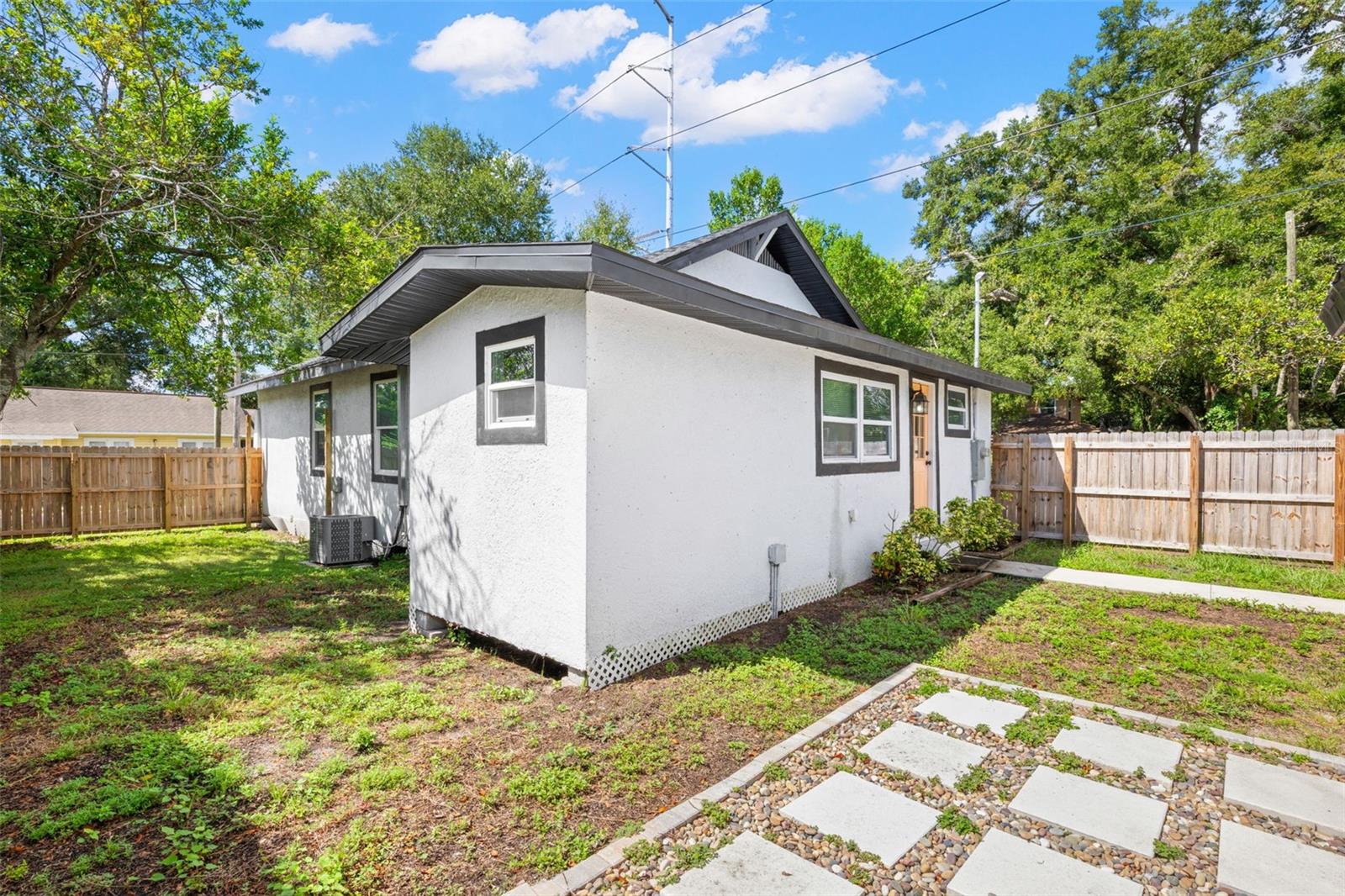 1202 E 32ND AVE