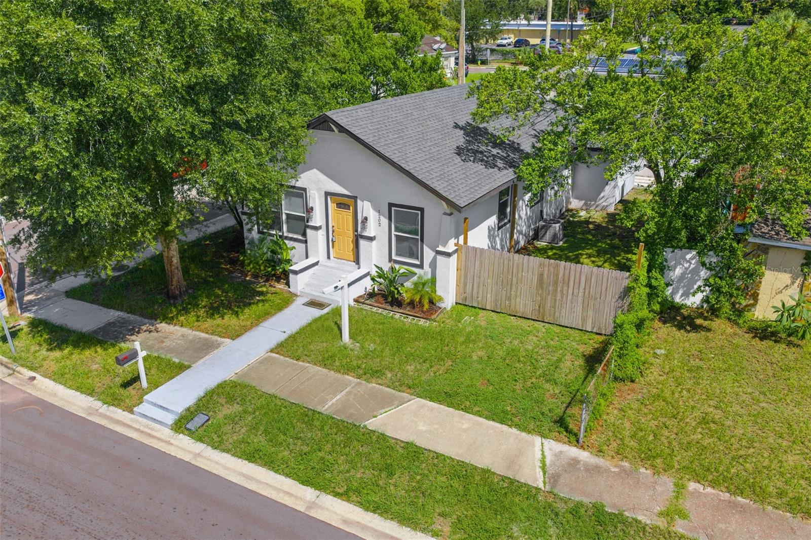 1202 E 32ND AVE