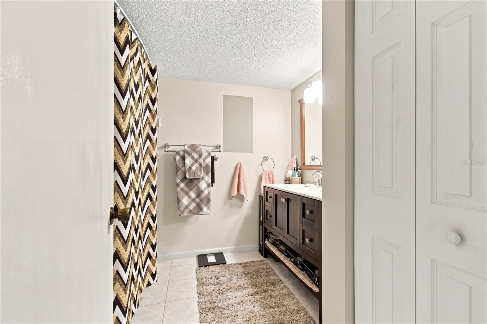 1370 HEATHER RIDGE BLVD #104
