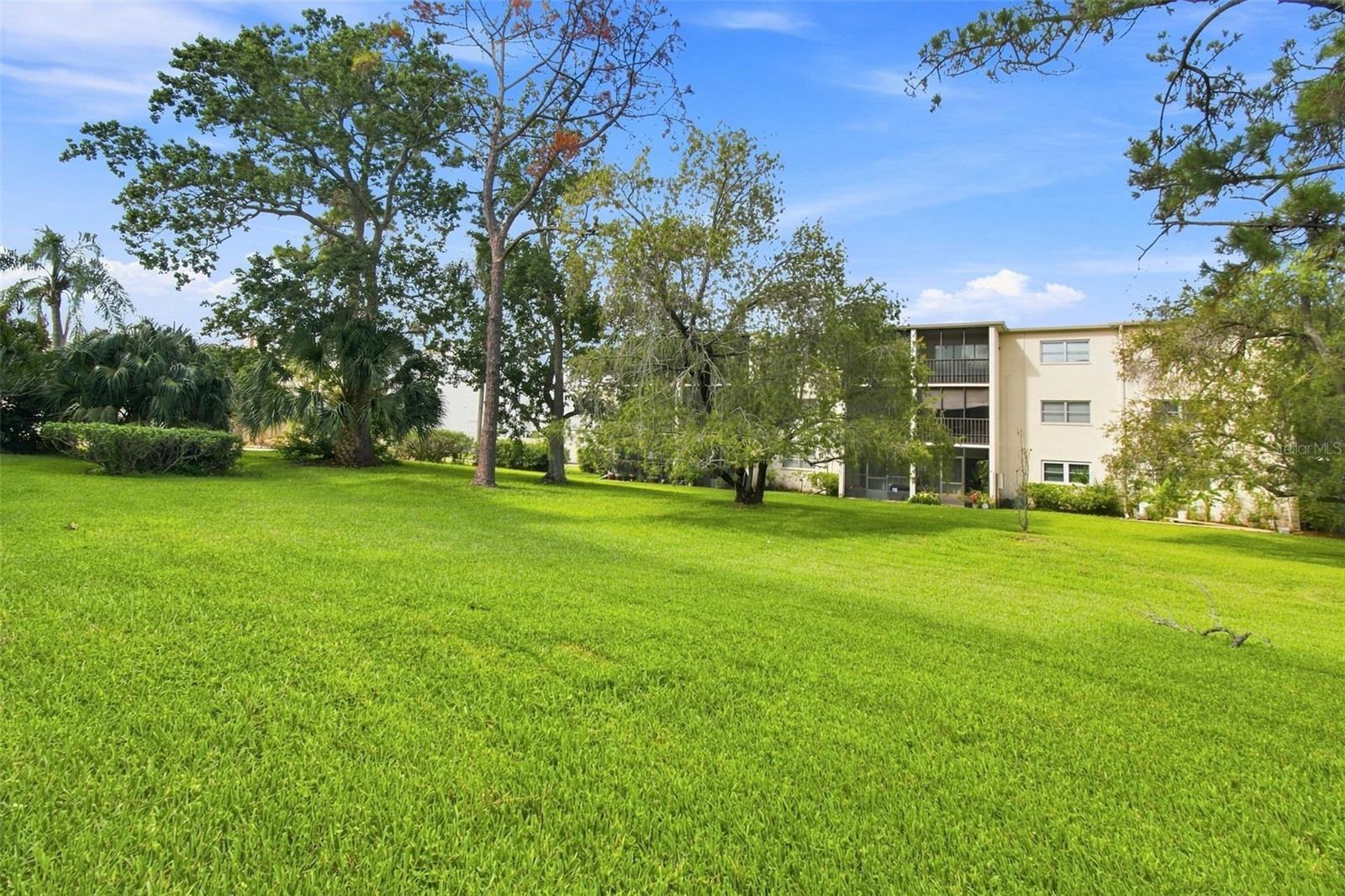1370 HEATHER RIDGE BLVD #104