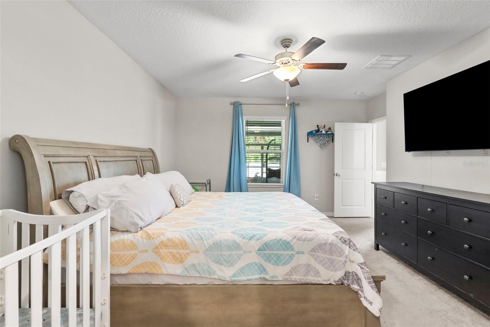 407 ROYAL EMPRESS DR