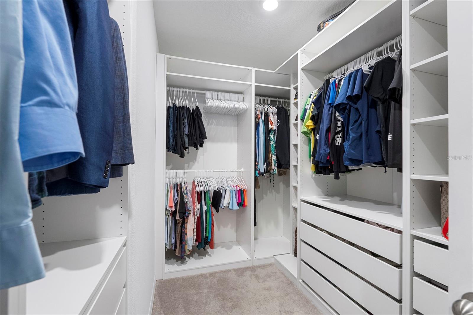 407 ROYAL EMPRESS DR