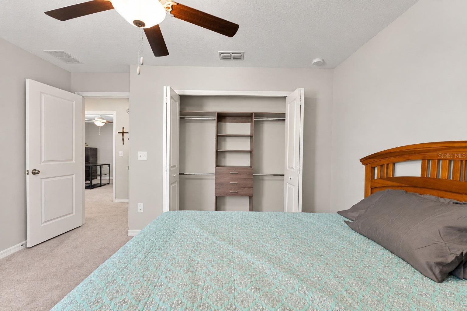 407 ROYAL EMPRESS DR