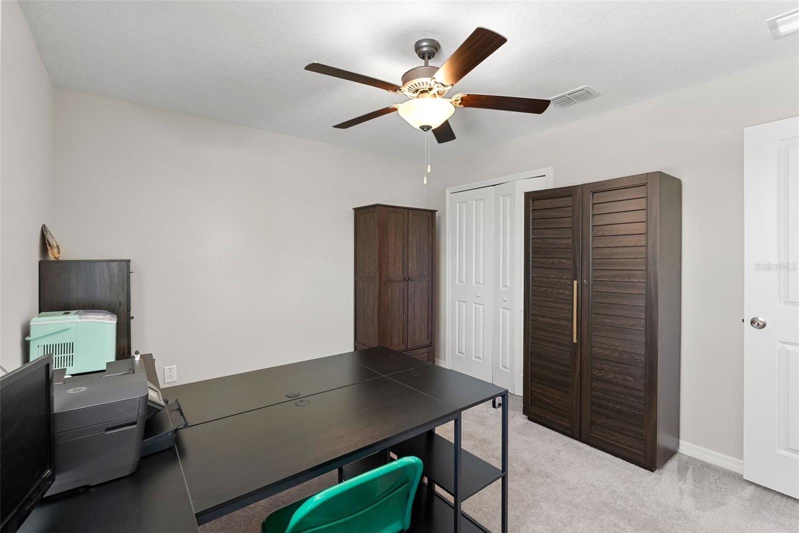 407 ROYAL EMPRESS DR