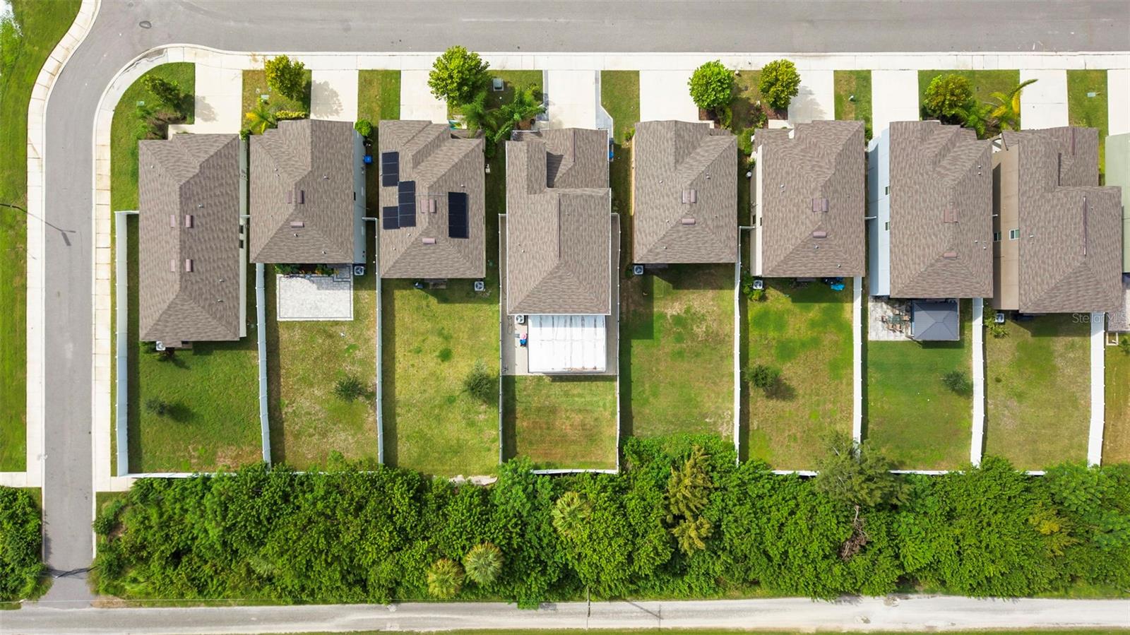 407 ROYAL EMPRESS DR