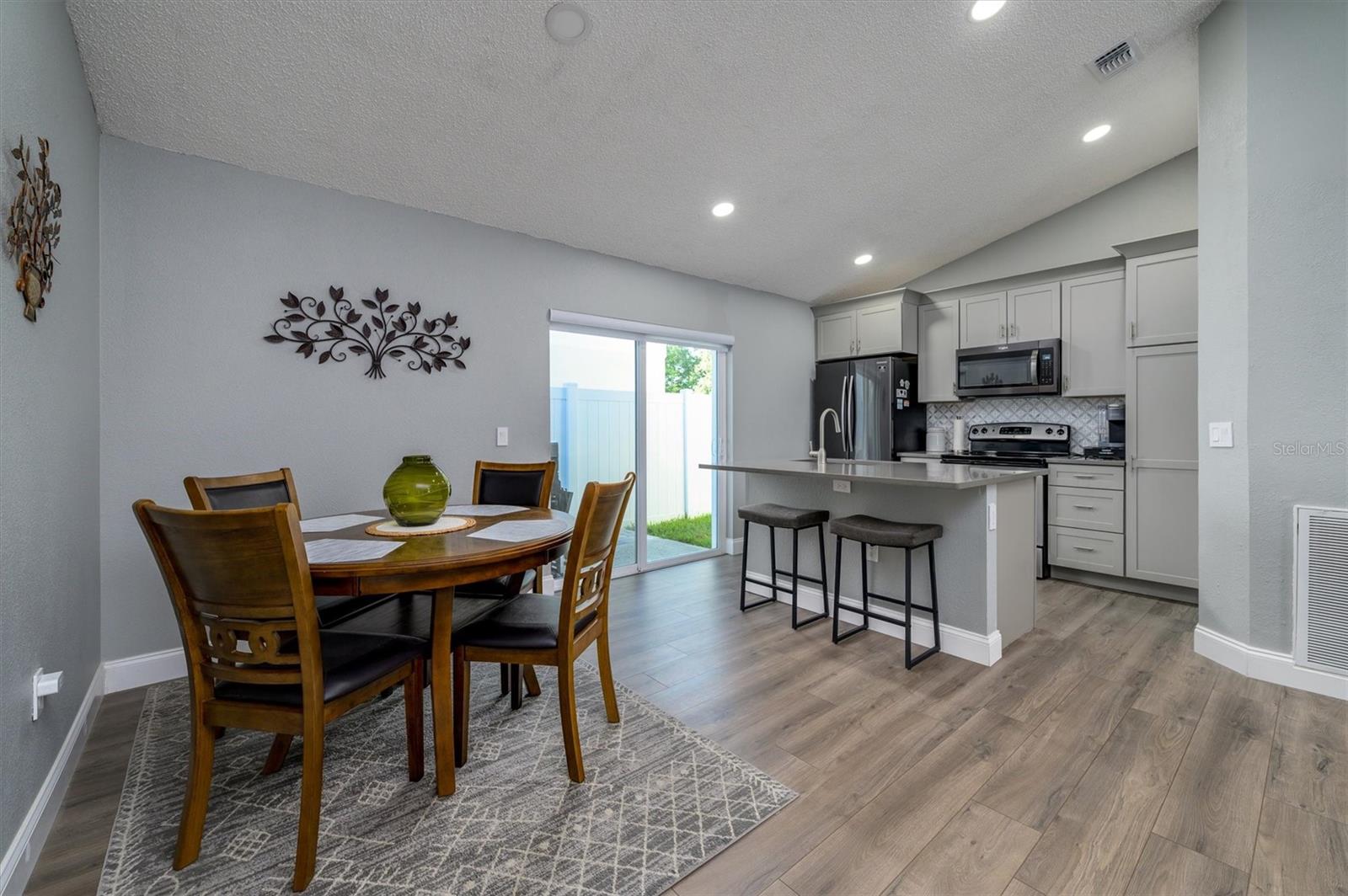 30516 BIRDHOUSE DR