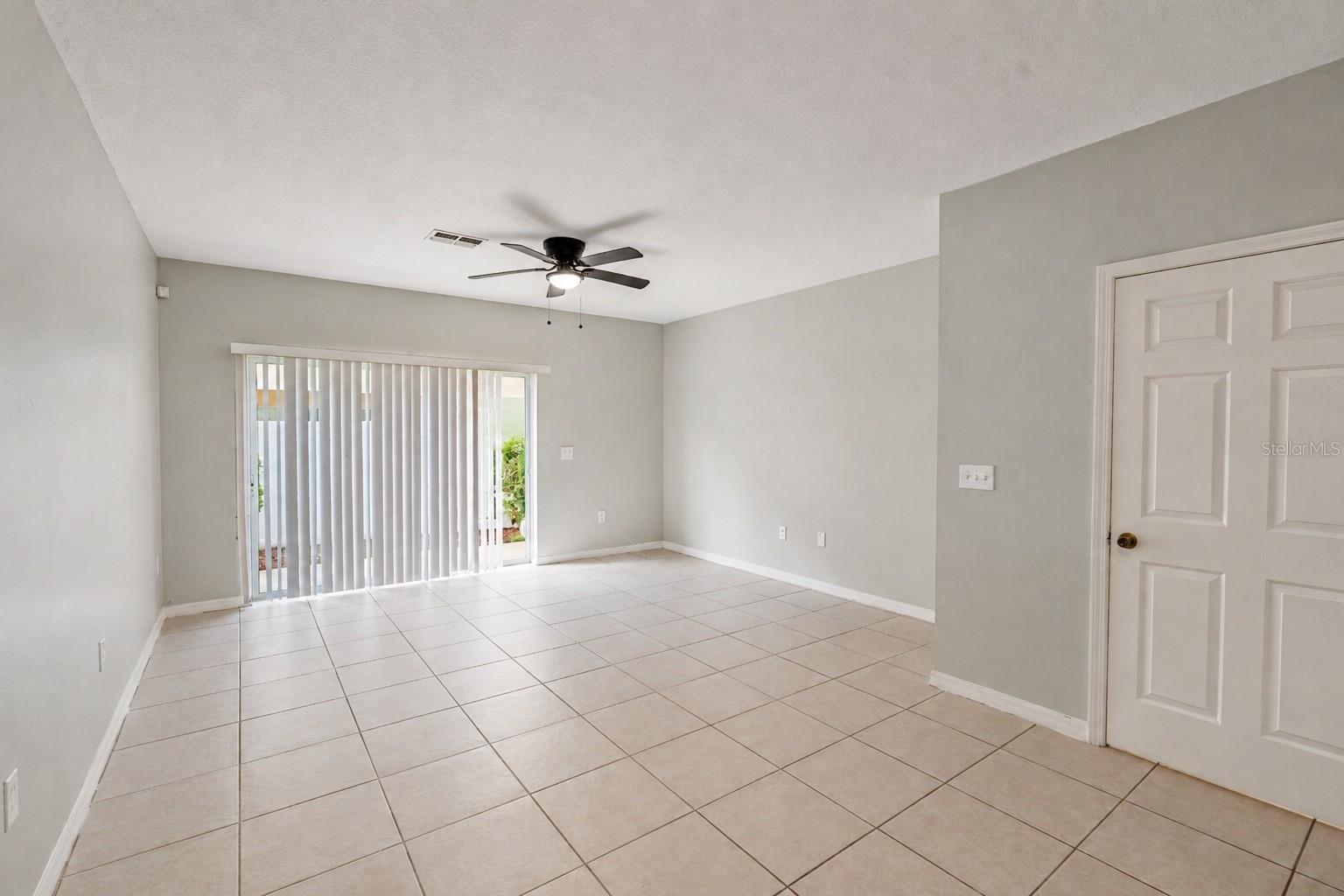 8543 TRAIL WIND DR