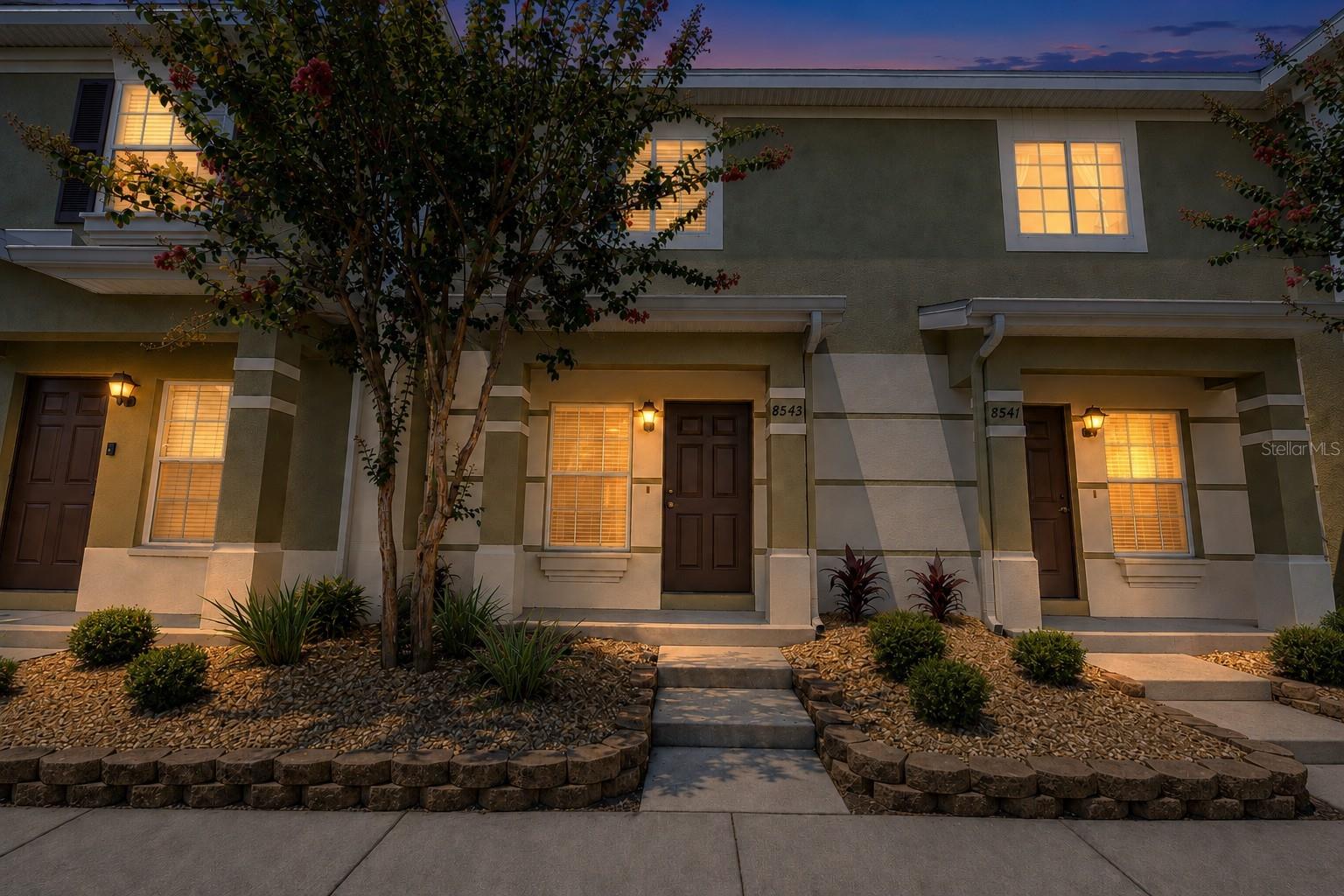 8543 TRAIL WIND DR