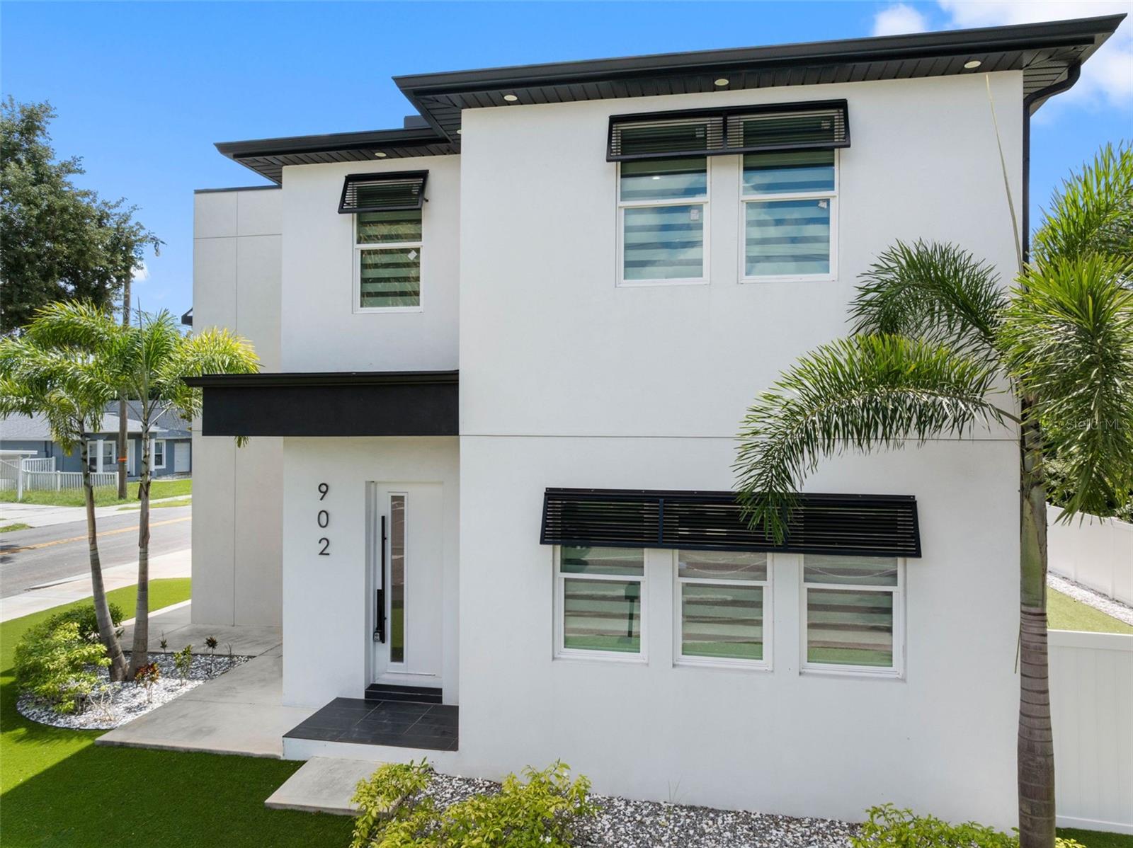 902 W Sligh Ave, Tampa