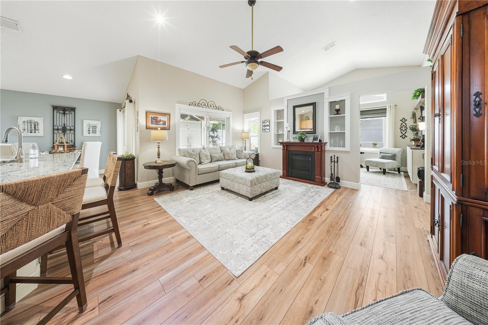 2530 ARROWPOINTE DR