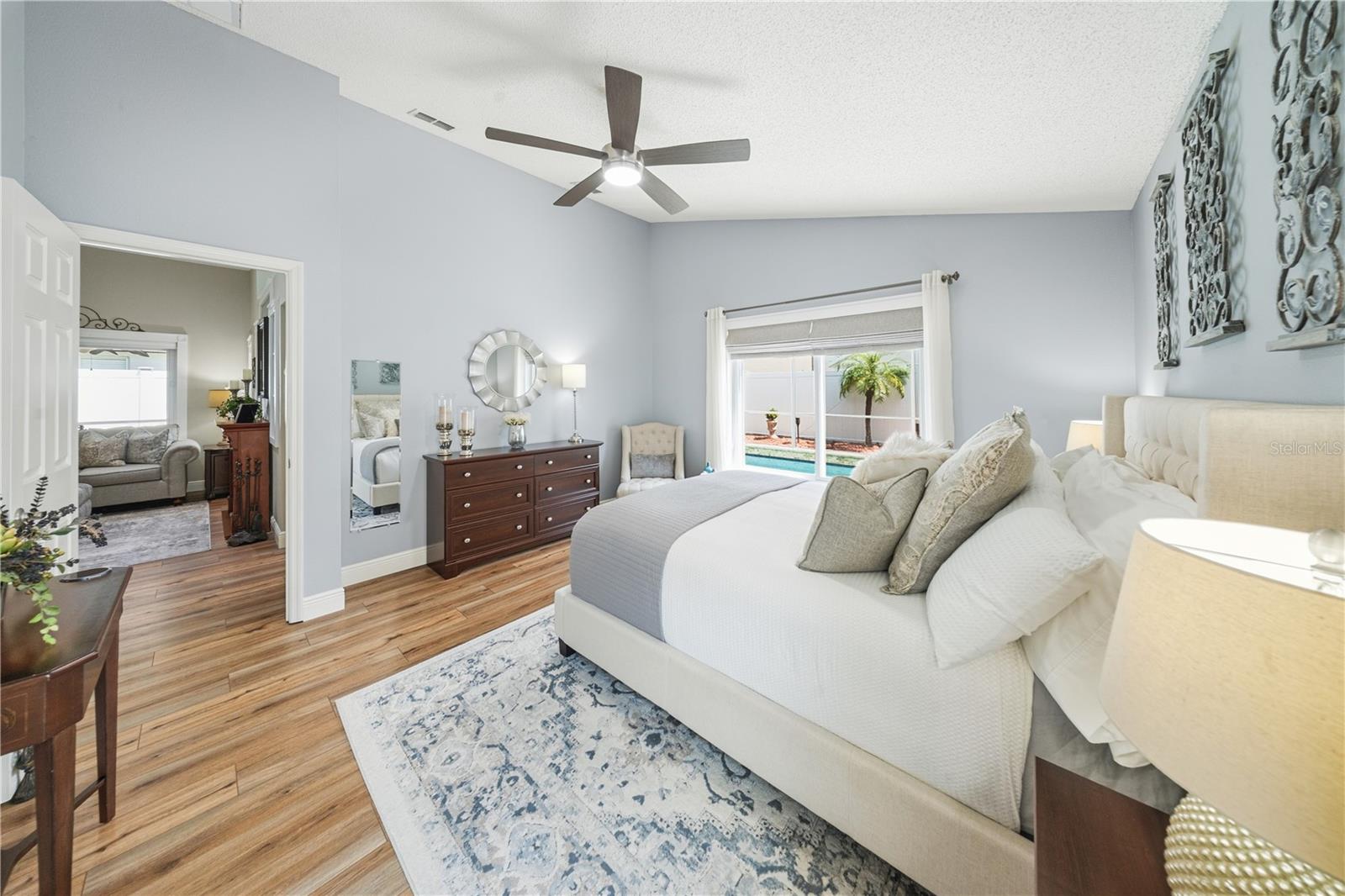 2530 ARROWPOINTE DR
