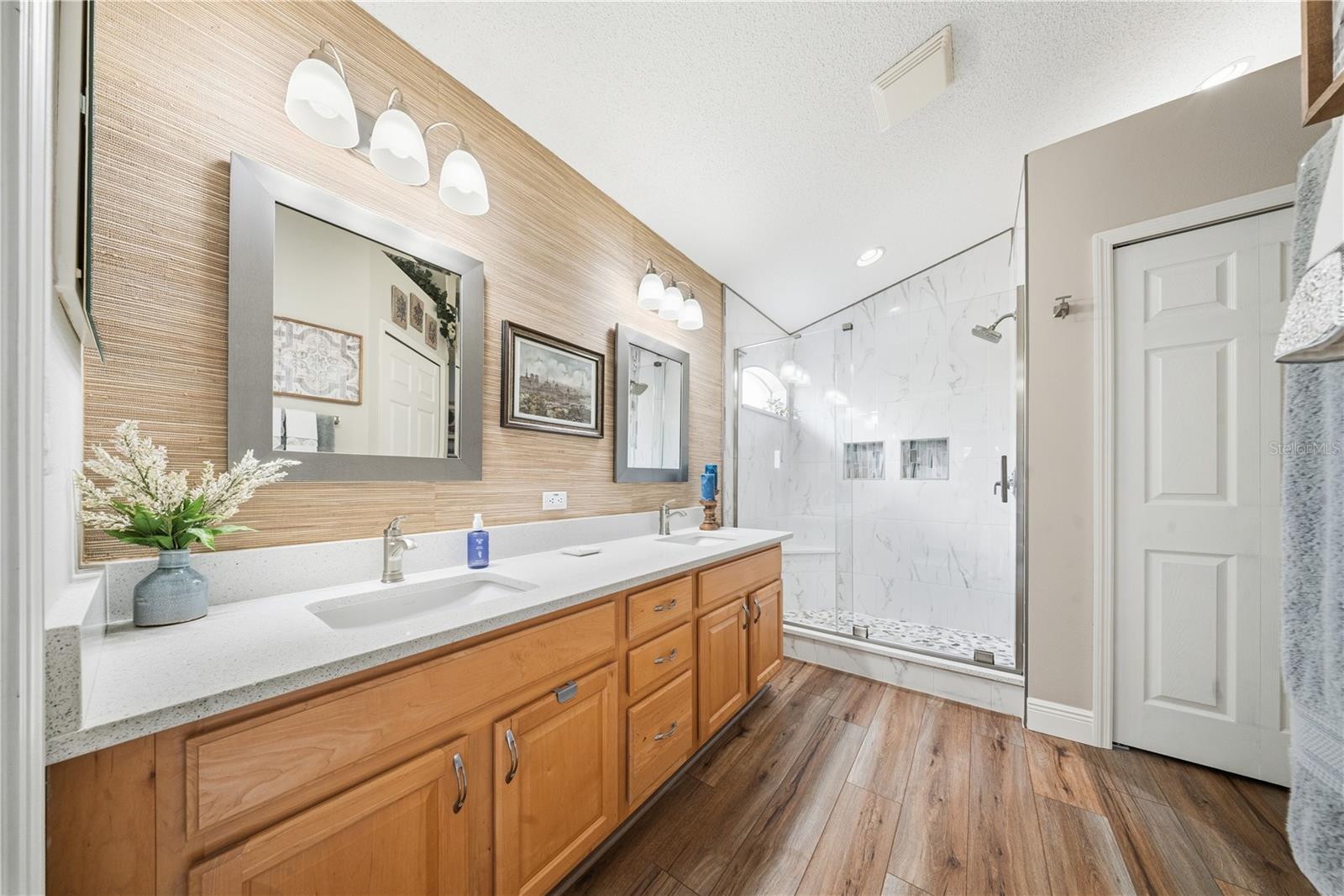 2530 ARROWPOINTE DR