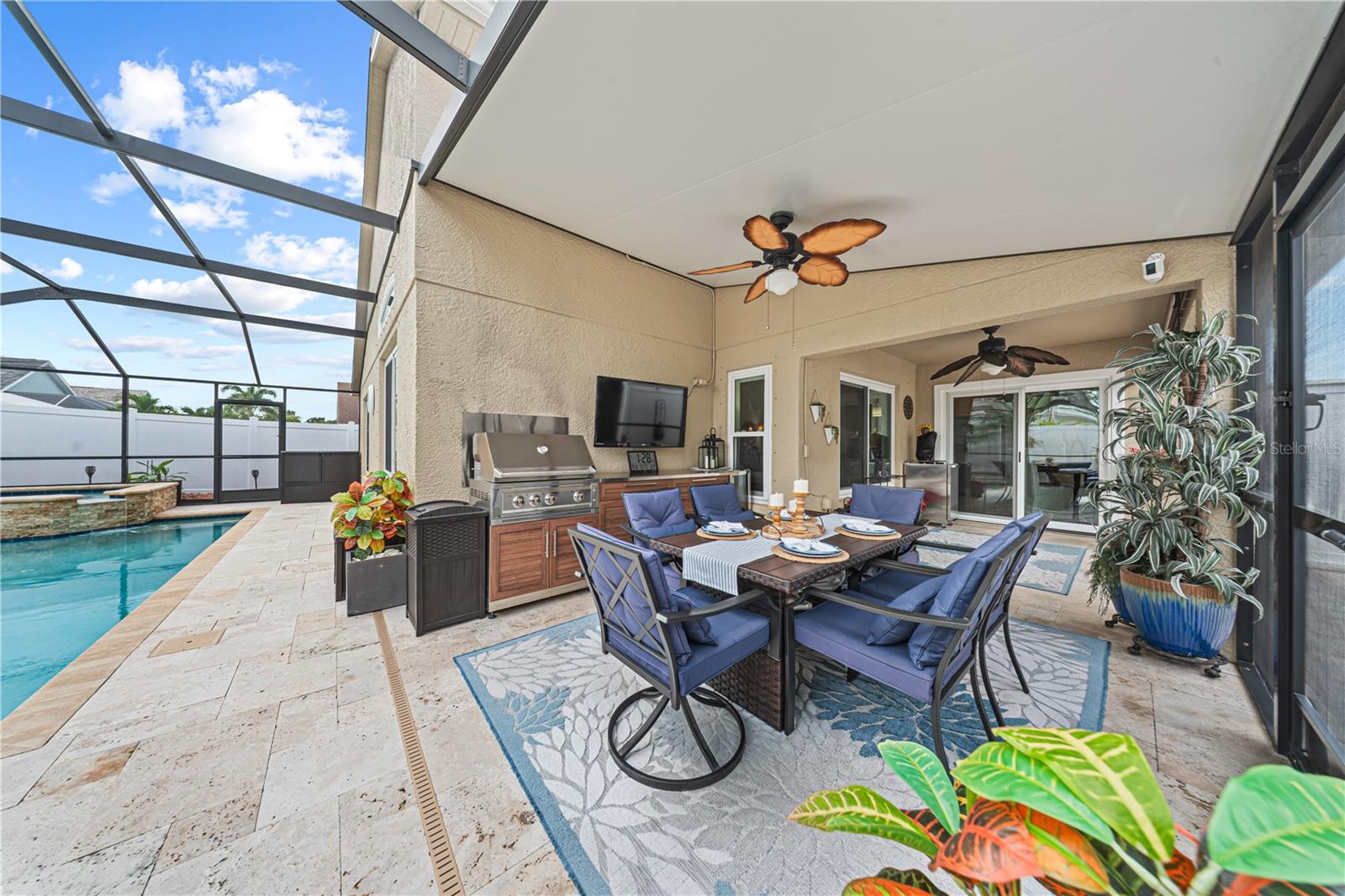 2530 ARROWPOINTE DR