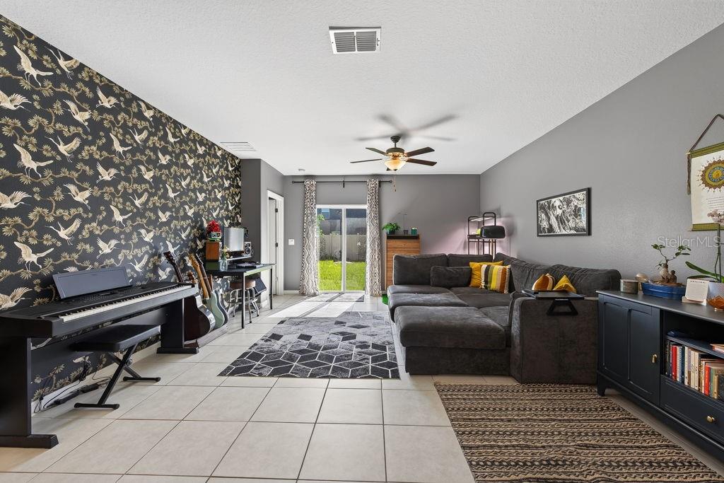 2148 SHINING AZUL WAY