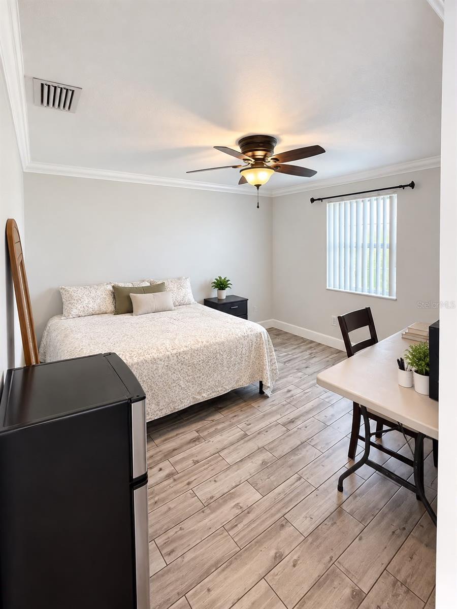 9408 ROSEBURY CT