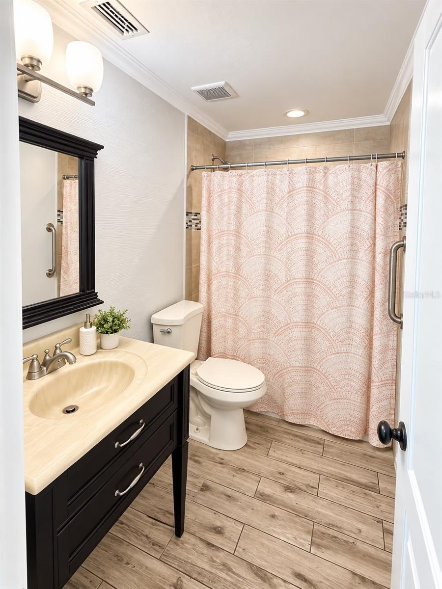 9408 ROSEBURY CT
