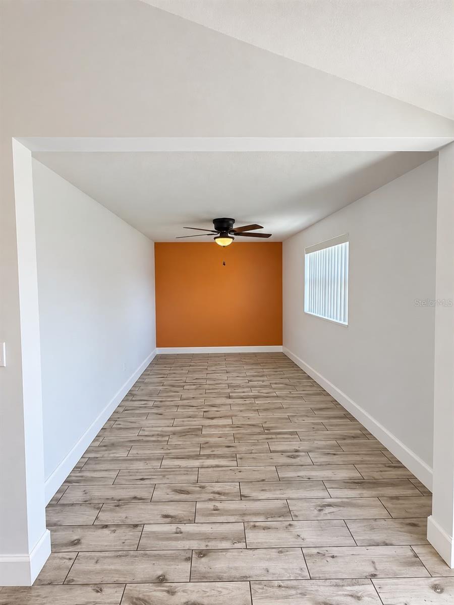 9408 ROSEBURY CT