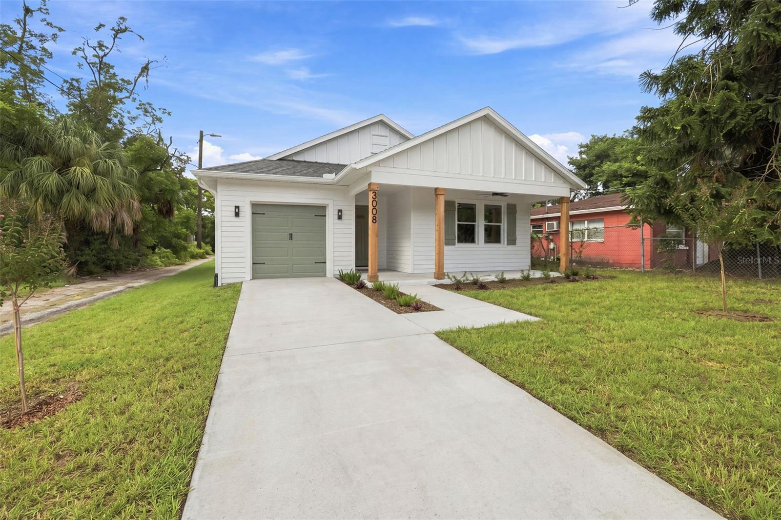 3008 E OSBORNE AVE