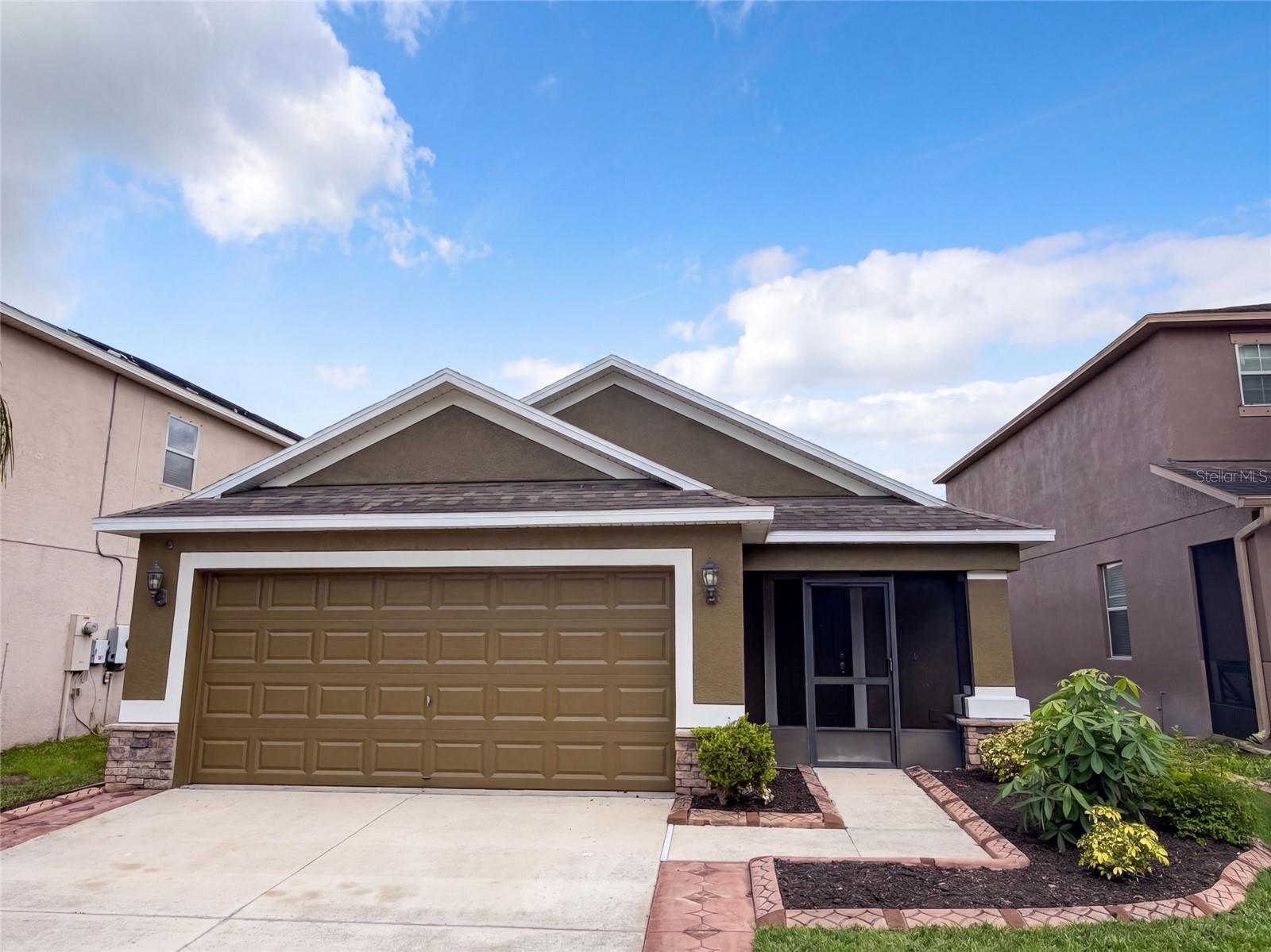 10418 White Peacock Pl, Riverview