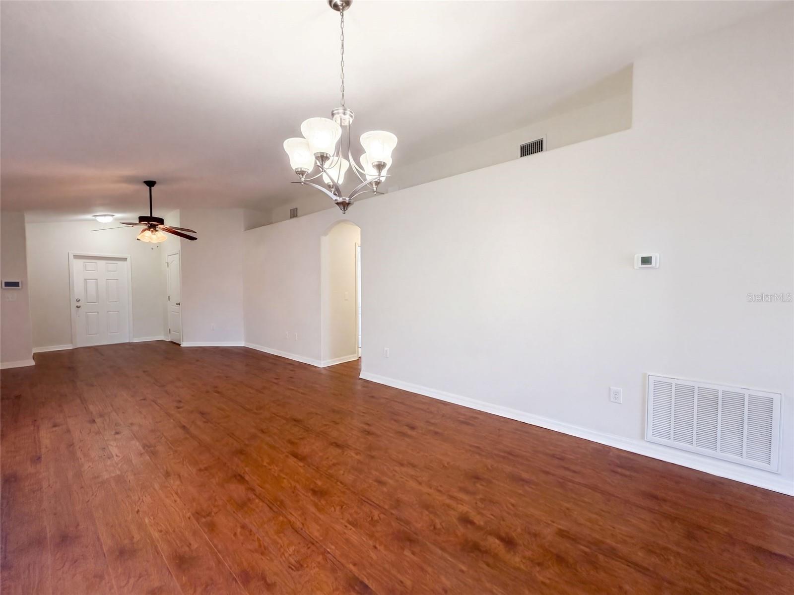 10418 WHITE PEACOCK PL