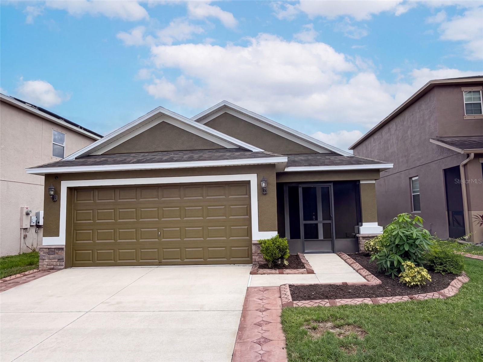 10418 WHITE PEACOCK PL