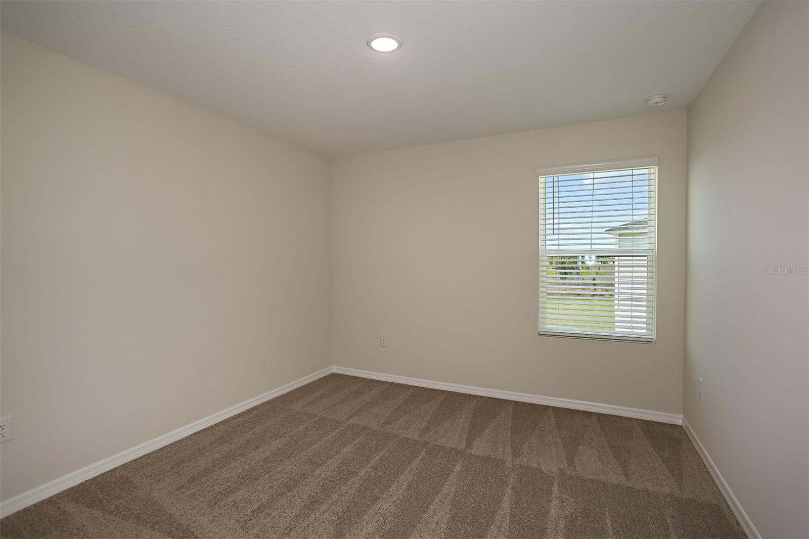 33816 NOBLE CREEK PL