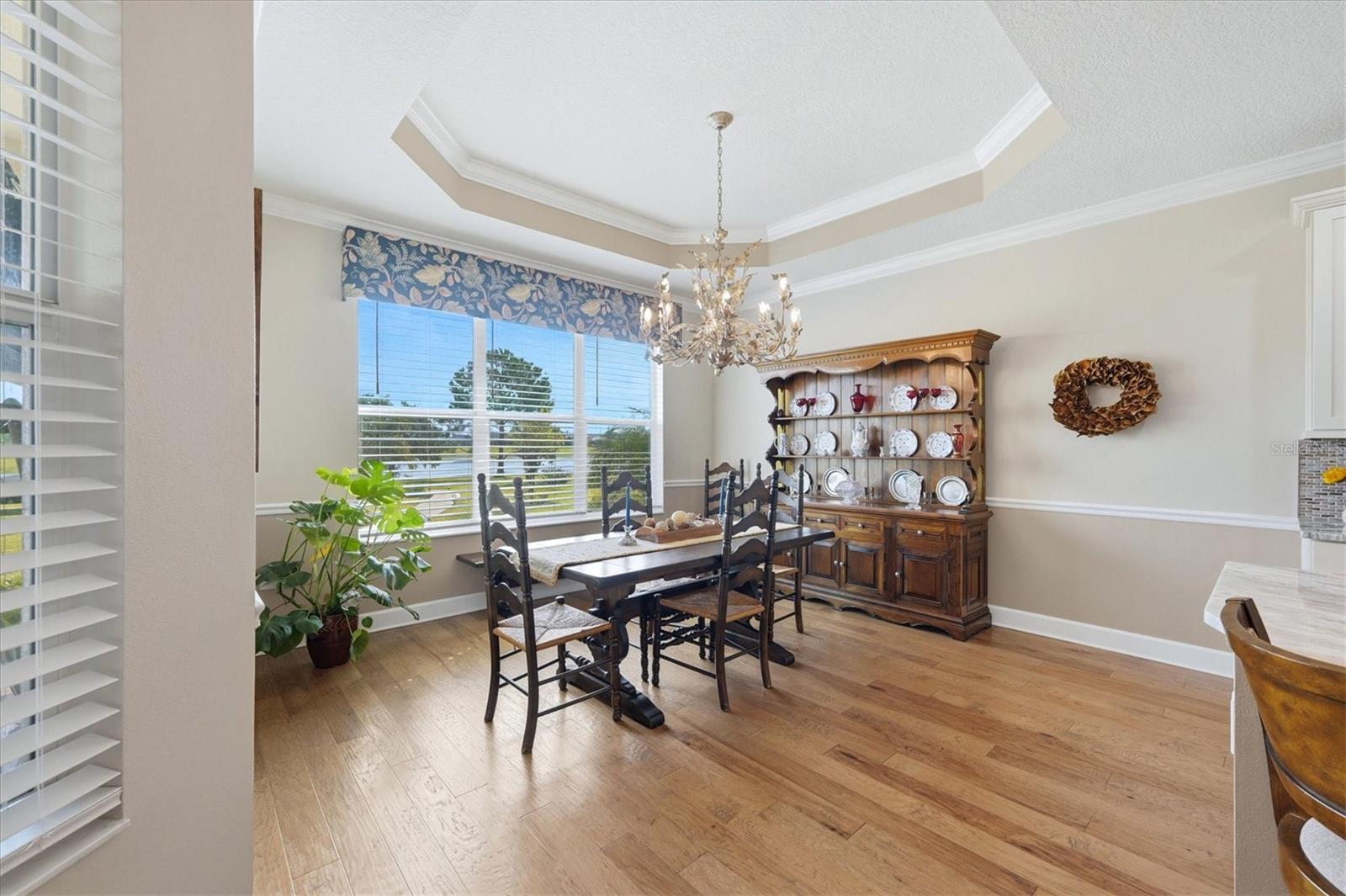5209 LAKE VENICE DR