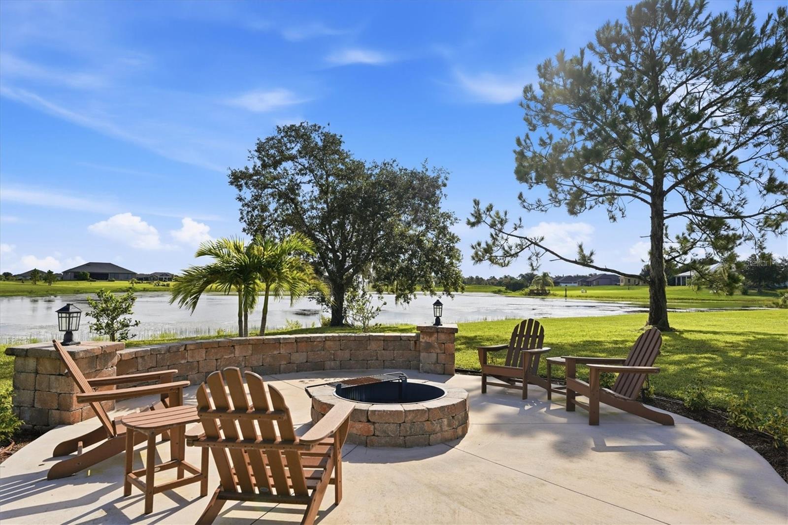 5209 LAKE VENICE DR