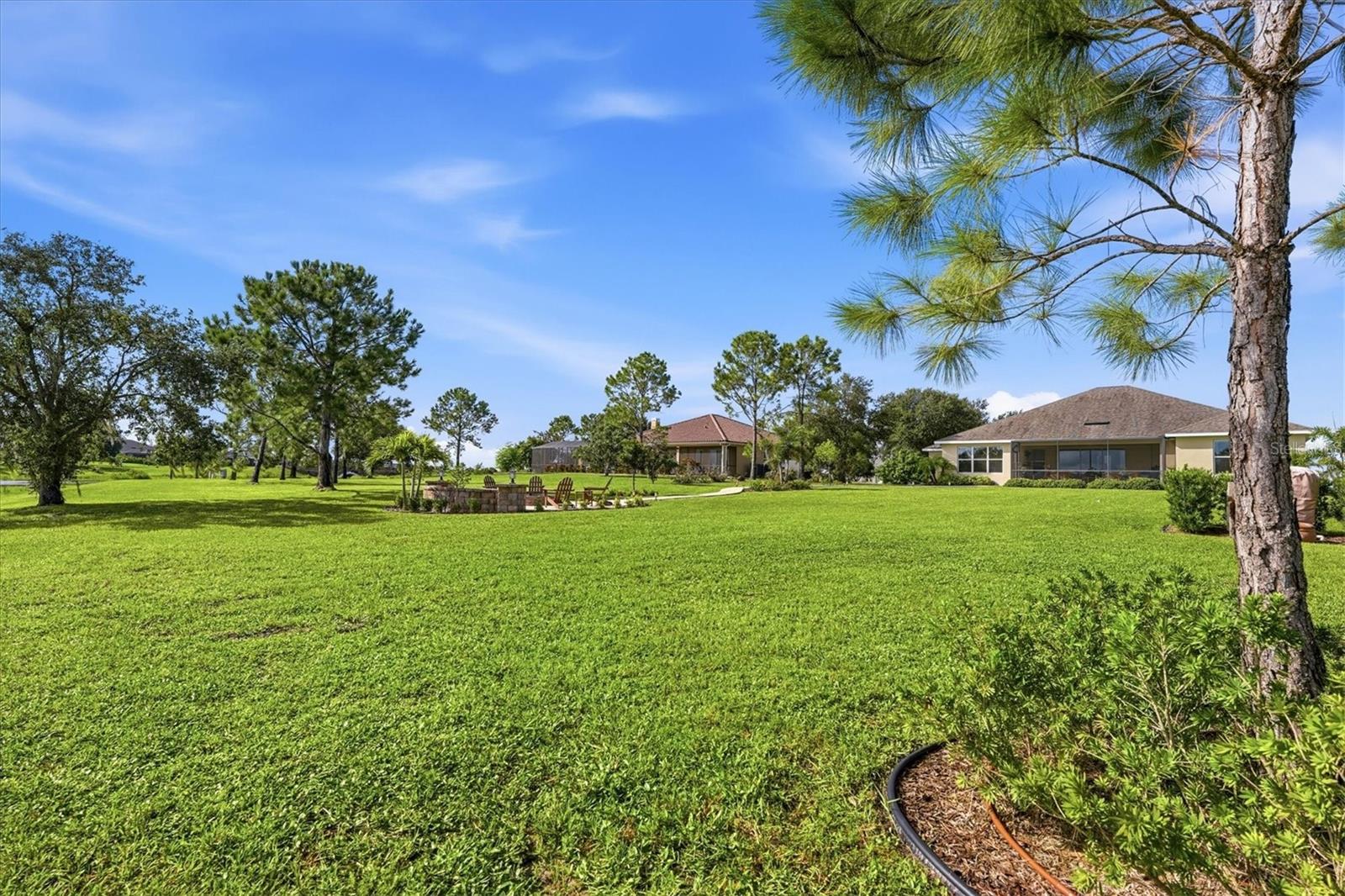 5209 LAKE VENICE DR