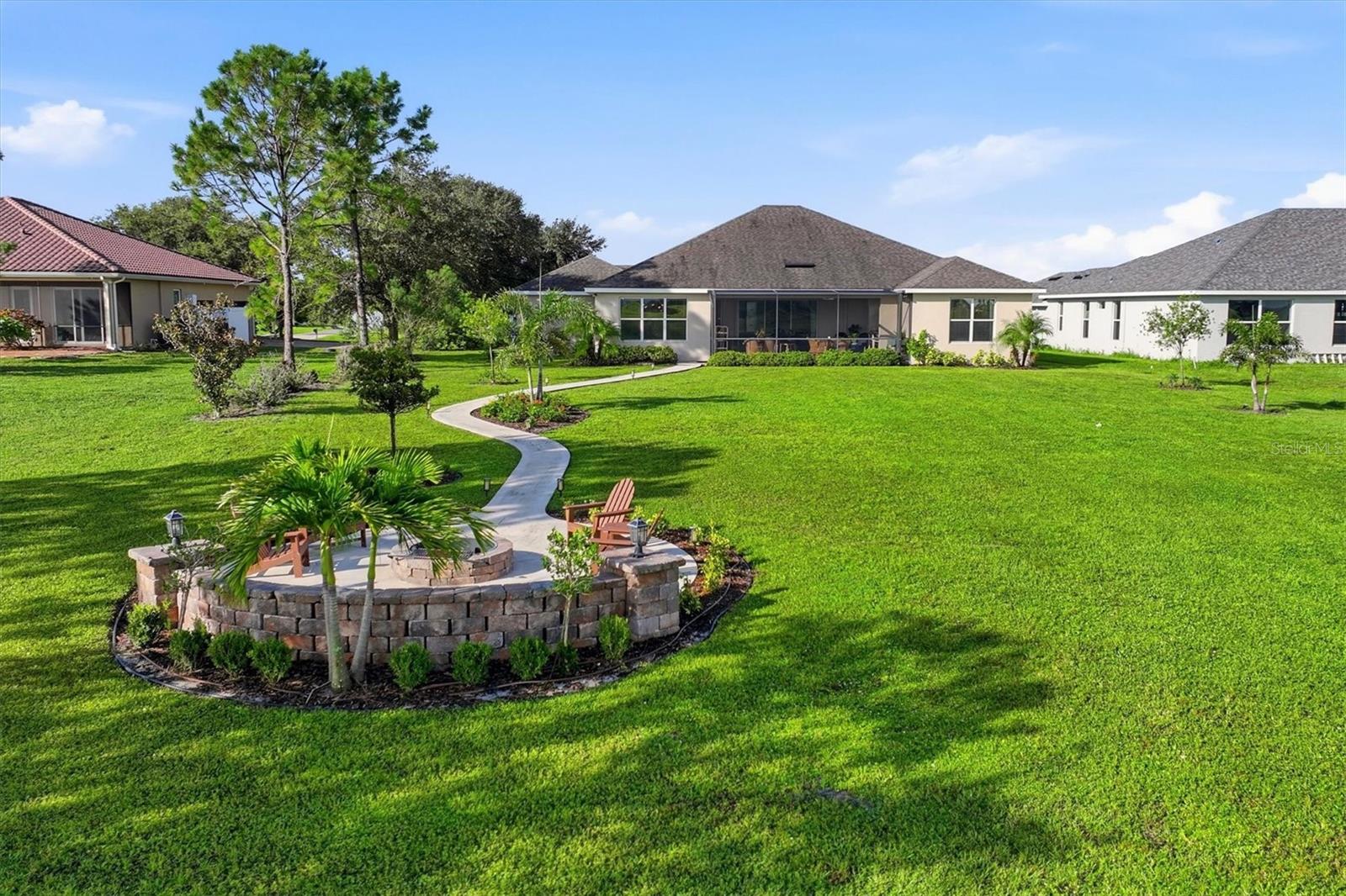 5209 LAKE VENICE DR